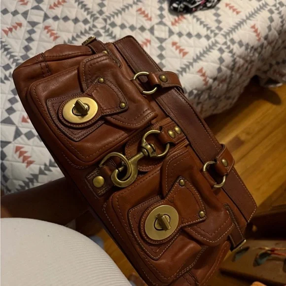 Coach legacy double handled satchel - Picture 2 of 11